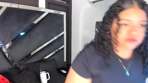 rubyxht online show from December 16, 12:32 pm