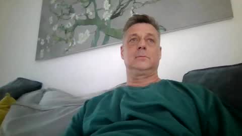 Snapshot of rudeski chatting on May 13, 4:26 pm rudeski online show from May 13, 4:26 pm