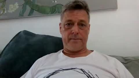 Snapshot of rudeski chatting on May 16, 1:10 pm rudeski online show from May 16, 1:10 pm