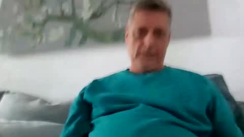 Snapshot of rudeski chatting on May 21, 2:57 pm rudeski online show from May 21, 2:57 pm