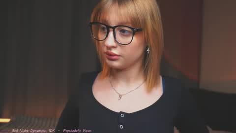 Mila online show from March 29, 5:02 pm