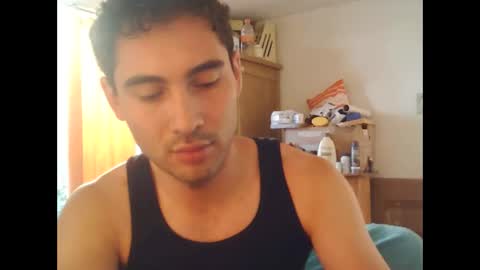 Snapshot of ruhevoll chatting on May 2, 2:55 pm ruhevoll online show from May 2, 2:55 pm