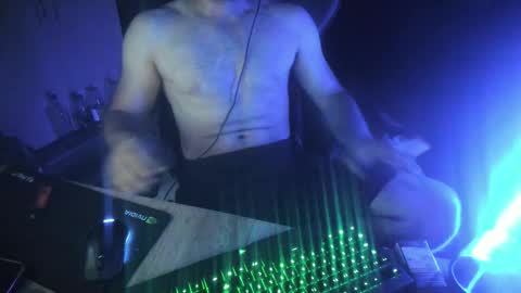 RumbleBumbles online show from December 19, 6:59 pm