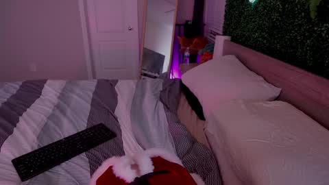 Lady online show from December 9, 4:12 am