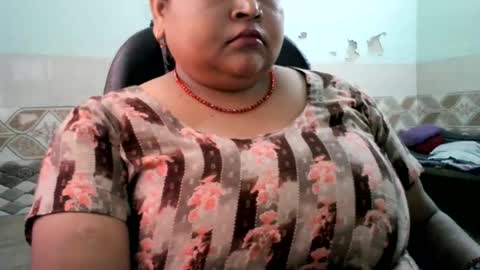Snapshot of rupali616396 chatting on July 4, 4:40 am rupali616396 online show from July 4, 4:40 am