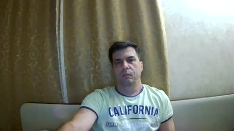 rusqadisx online show from June 20, 7:38 pm
