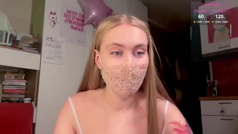 Mary online show from February 22, 8:51 pm