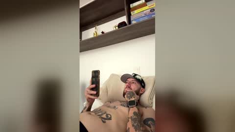 russo_fox online show from May 10, 5:12 am
