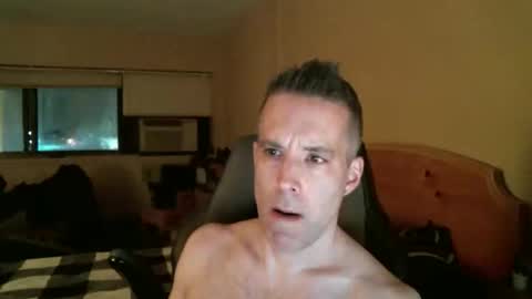 rustic_cuse_777 online show from November 16, 5:02 am