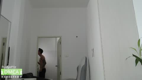 Snapshot of rustynf1tz chatting on May 31, 3:26 am MillionDollarGuy online show from May 31, 3:26 am