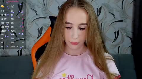 Snapshot of rut___willis chatting on December 14, 2:01 am MiR online show from December 14, 2:01 am