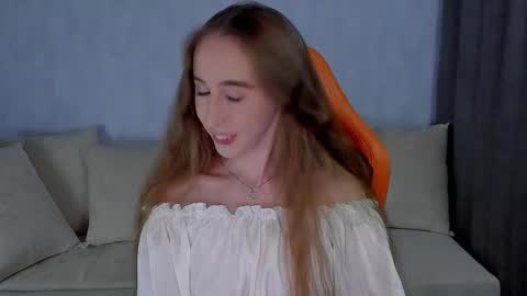 Snapshot of rut___willis chatting on November 19, 11:38 pm MiR online show from November 19, 11:38 pm