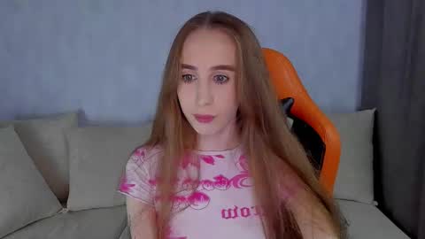 Snapshot of rut___willis chatting on November 20, 10:42 pm MiR online show from November 20, 10:42 pm