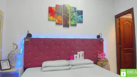 Ruth online show from April 18, 12:42 pm