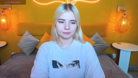 Snapshot of ruthbryant chatting on November 21, 12:54 am ruthbryant online show from November 21, 12:54 am