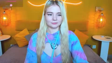 Snapshot of ruthbryant chatting on November 22, 12:31 am ruthbryant online show from November 22, 12:31 am