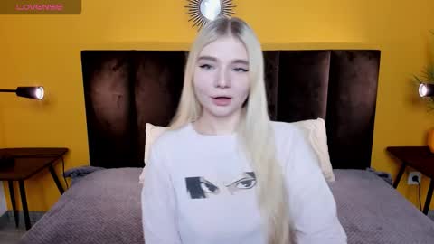 Snapshot of ruthbryant chatting on December 5, 12:41 am ruthbryant online show from December 5, 12:41 am