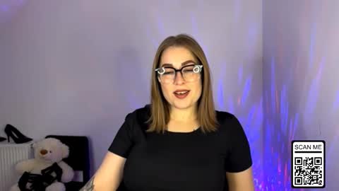 Snapshot of ruthless_111 chatting on October 26, 6:58 pm Nika online show from October 26, 6:58 pm