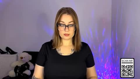 Snapshot of ruthless_111 chatting on October 28, 7:38 pm Nika online show from October 28, 7:38 pm