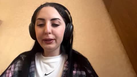 Cindy online show from November 8, 10:04 am