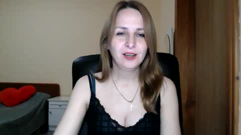 Ruth online show from April 22, 6:53 pm