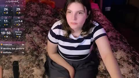 Ruyjin online show from December 9, 7:29 pm