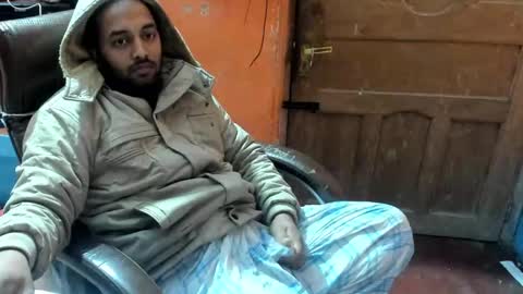 Snapshot of rwb17 chatting on January 5, 12:53 pm rwb17 online show from January 5, 12:53 pm