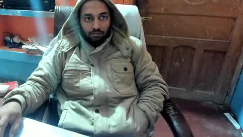 Snapshot of rwb17 chatting on January 8, 7:03 am rwb17 online show from January 8, 7:03 am