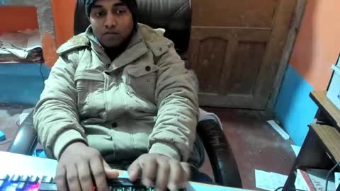 Snapshot of rwb17 chatting on January 9, 4:39 pm rwb17 online show from January 9, 4:39 pm