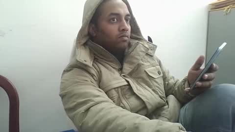 Snapshot of rwb17 chatting on January 15, 11:43 am rwb17 online show from January 15, 11:43 am