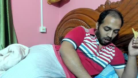 rwb17 online show from December 17, 9:37 am