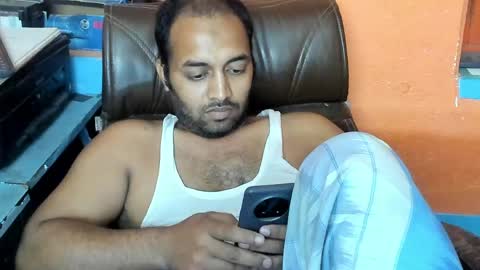 Snapshot of rwb17 chatting on April 1, 1:41 pm rwb17 online show from April 1, 1:41 pm