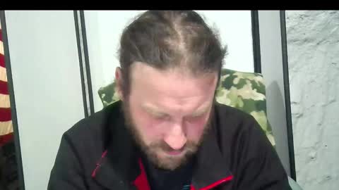 rwb1982 online show from December 14, 11:09 pm