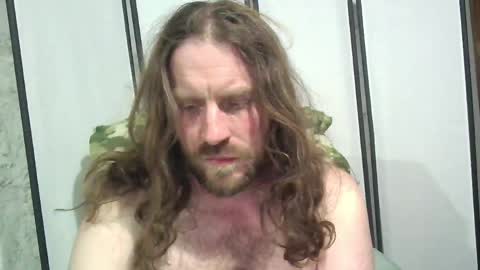 rwb1982 online show from April 21, 11:40 pm