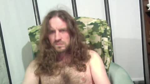Snapshot of rwb1982 chatting on May 9, 12:32 pm rwb1982 online show from May 9, 12:32 pm