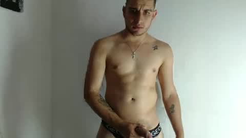 Snapshot of ryan_21000 chatting on February 20, 2:41 am Ryan online show from February 20, 2:41 am