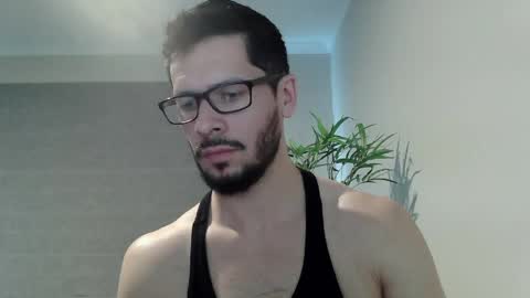 Snapshot of ryan_chatter chatting on May 26, 12:17 am Ryan online show from May 26, 12:17 am