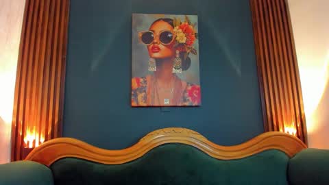 Ryan independent model online show from November 9, 9:57 pm