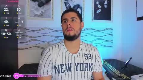 Snapshot of ryan_evannss_ chatting on June 28, 10:32 am Ryan Evannss online show from June 28, 10:32 am