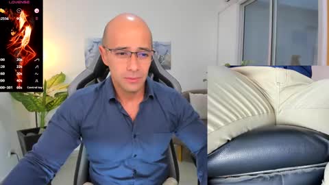 Snapshot of ryan_master_ chatting on December 31, 11:20 am ryan_master_ online show from December 31, 11:20 am