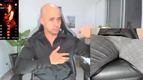 Snapshot of ryan_master_ chatting on January 2, 9:54 am ryan_master_ online show from January 2, 9:54 am