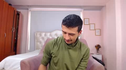 Snapshot of ryan_maxy chatting on March 11, 1:56 pm ryan online show from March 11, 1:56 pm