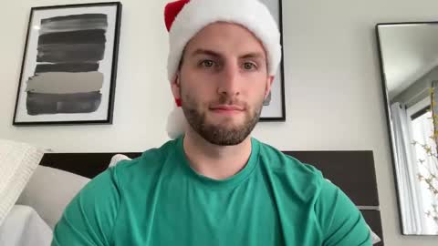 Snapshot of ryanandchadcb chatting on December 5, 6:00 pm Ryan  Chad online show from December 5, 6:00 pm