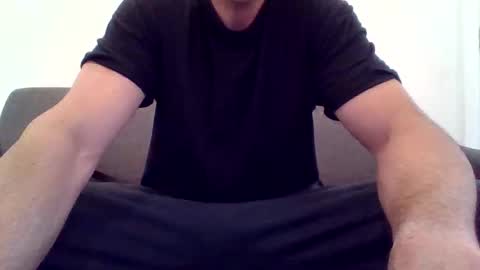 ryand066 online show from April 28, 11:21 pm