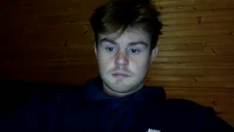 ryanhung_57 online show from December 3, 4:58 am