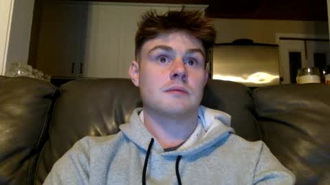 ryanhung_57 online show from February 21, 4:29 am