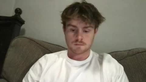 ryanhung_57 online show from November 19, 3:17 am