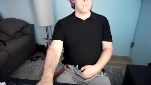 Snapshot of ryanontour chatting on May 26, 7:54 pm Ryan in NYC online show from May 26, 7:54 pm