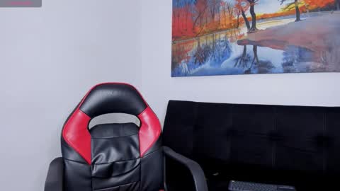 ryanwhite3 online show from December 17, 1:22 am