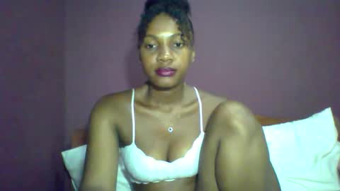 Snapshot of rycie chatting on December 2, 5:24 am Rycie online show from December 2, 5:24 am